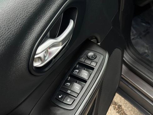 Used 2014 Jeep Cherokee Limited AWD/4WD image 20