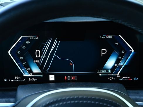 Certified 2023 BMW X7 xDrive40i w/ Executive Package image 11