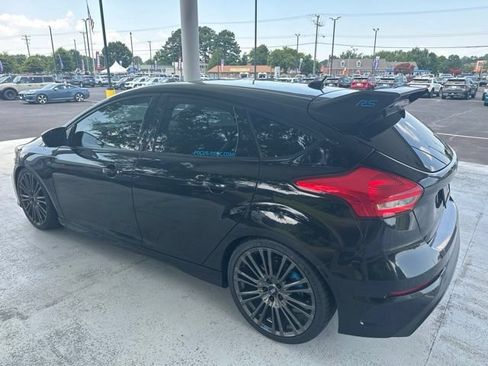 Used 2017 Ford Focus RS AWD/4WD image 4