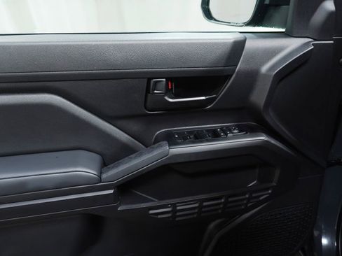 Used 2025 Toyota Tacoma SR image 20