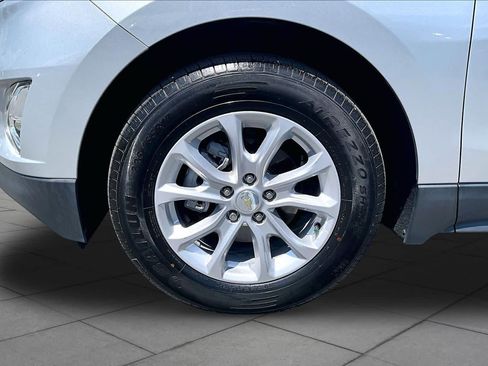 Used 2021 Chevrolet Equinox LT FWD image 11