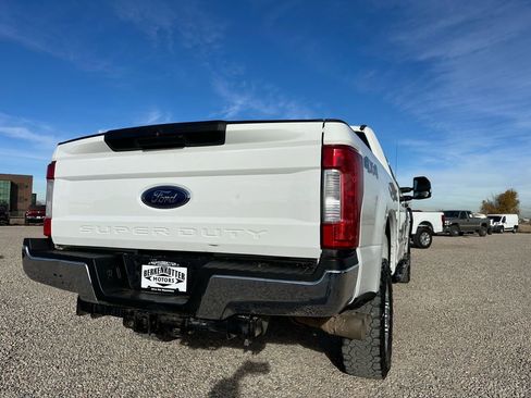 Used 2017 Ford F250 XLT image 10