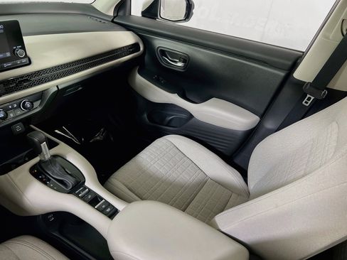 Used 2025 Honda HR-V LX image 21