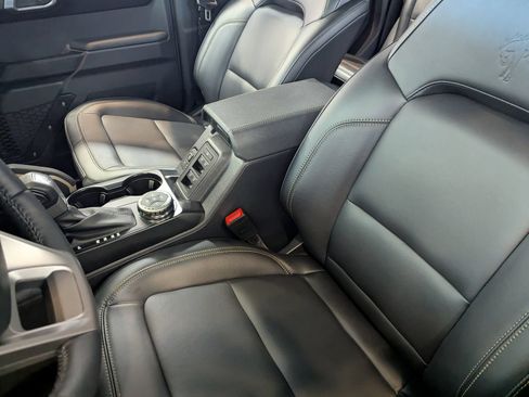 New 2026 Ford Bronco Badlands AWD/4WD image 18