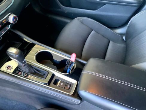 Used 2024 Nissan Altima 2.5 SV w/ SV Premium Package image 17