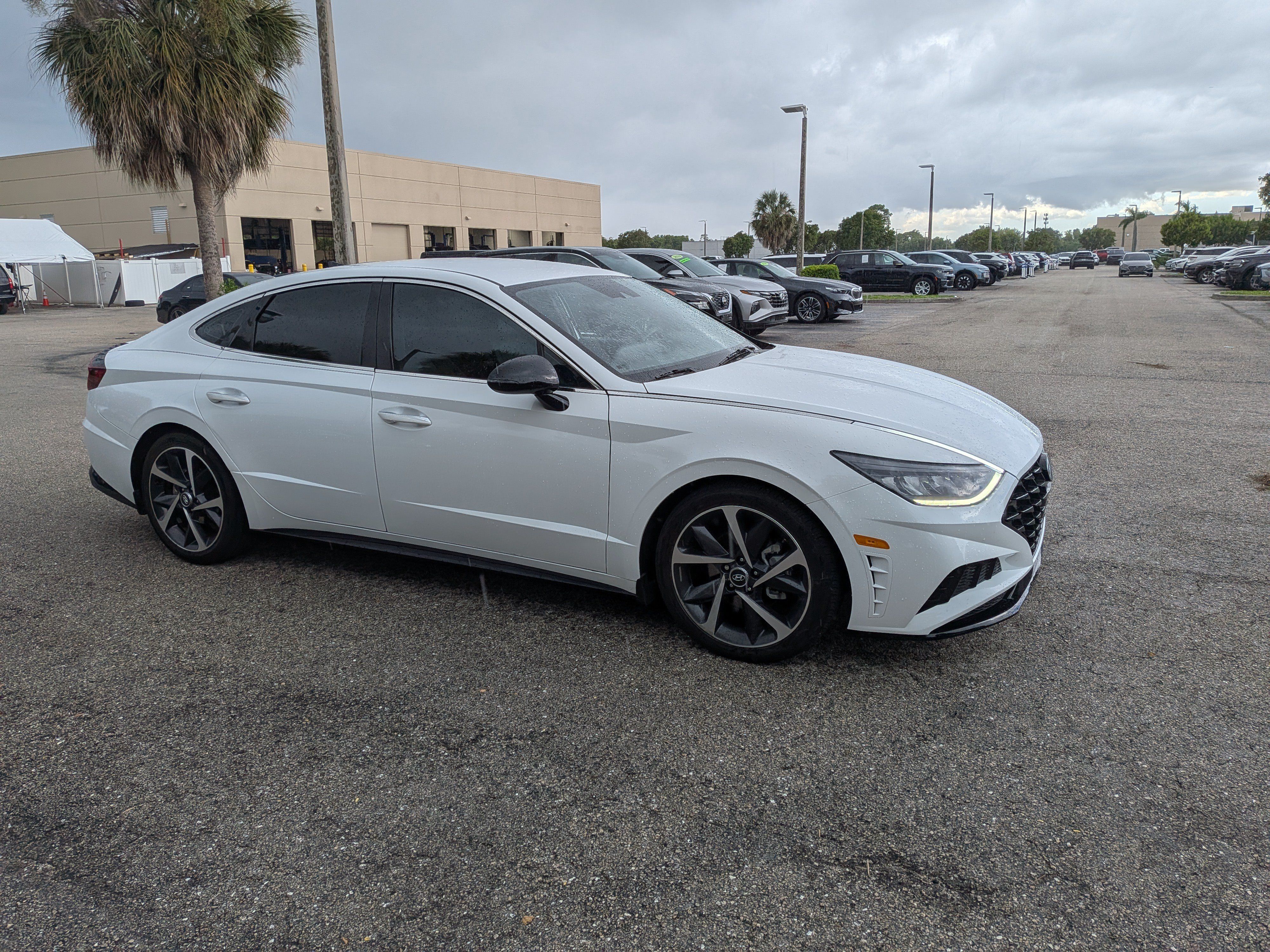 Used 2021 Hyundai Sonata SEL Plus FWD image 1