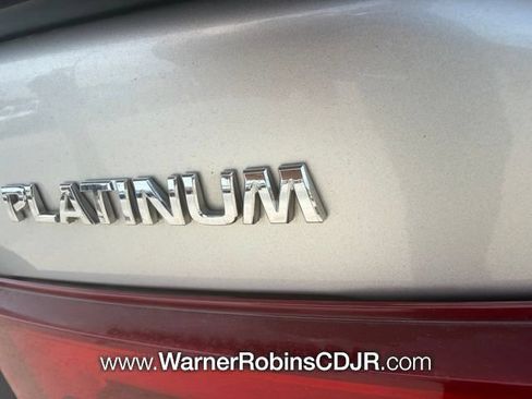 Used 2016 Nissan Maxima Platinum FWD image 5