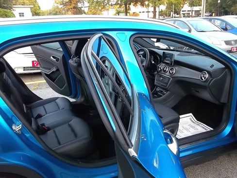 Used 2016 Mercedes-Benz GLA 250 4MATIC image 9
