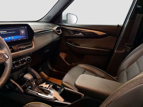 Used 2024 Chevrolet TrailBlazer ACTIV w/ Convenience Package image 22