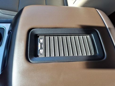 Used 2019 GMC Sierra 3500 SLT w/ Duramax Plus Package image 19