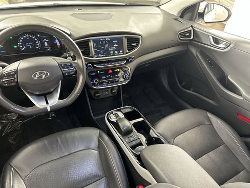 Used 2018 Hyundai Ioniq Limited image 24
