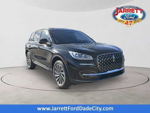 Used 2023 Lincoln Corsair Reserve w/ Equipment Group 202A image 1