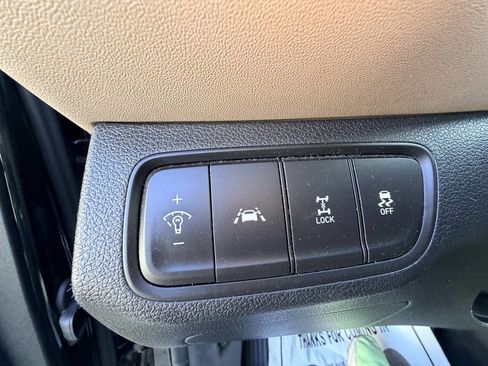 Used 2020 Hyundai Santa Fe SE w/ Cargo Package image 50