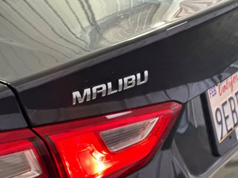 Used 2023 Chevrolet Malibu LT FWD image 16