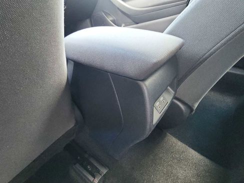 Used 2023 Toyota Corolla LE image 21