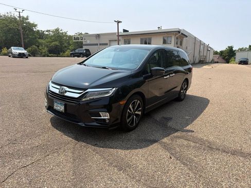 Used 2020 Honda Odyssey Elite image 4