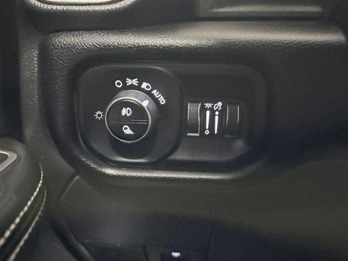 Used 2024 RAM 2500 Laramie AWD/4WD image 28