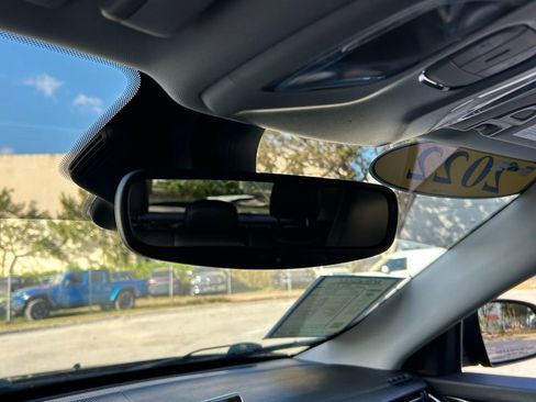 Certified 2022 Jeep Compass Limited image 52