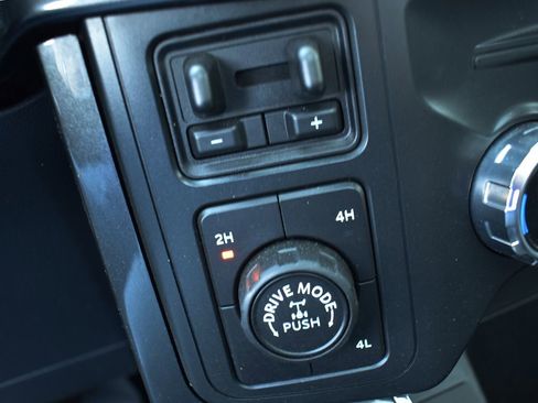 Used 2021 Ford F150 XLT w/ Equipment Group 302A High AWD/4WD image 26