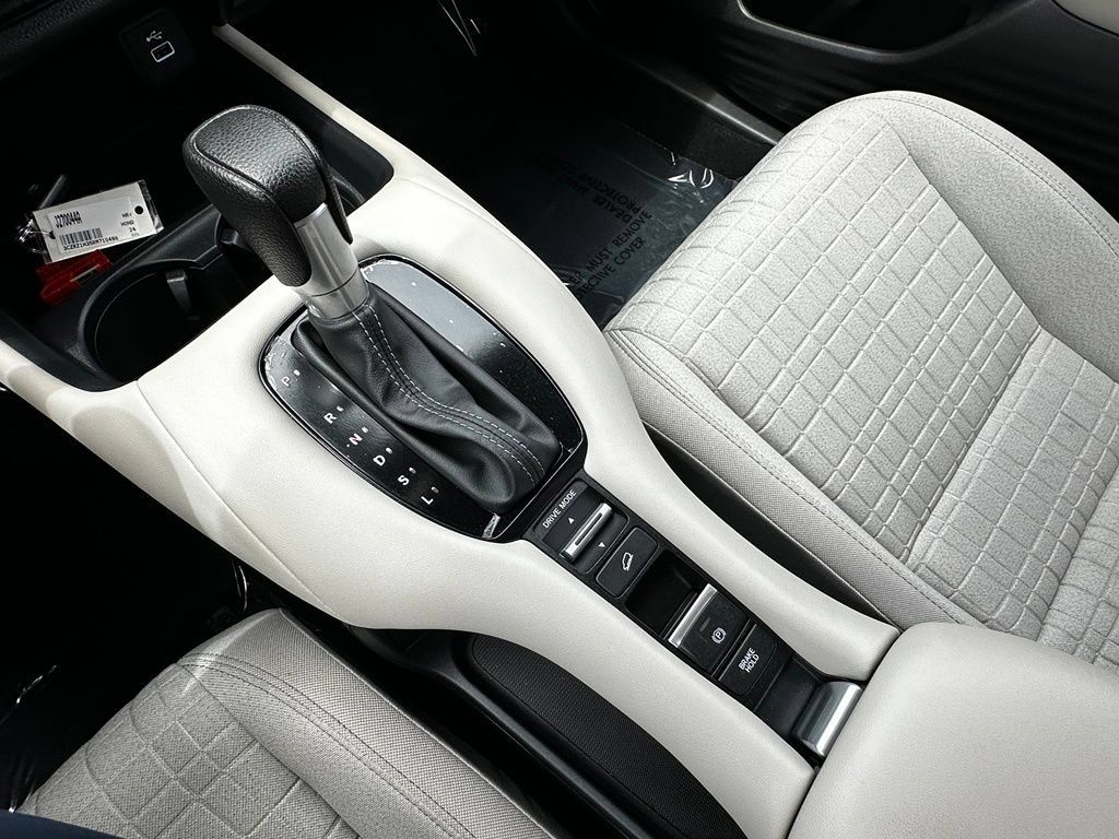 Used 2024 Honda HR-V LX image 29