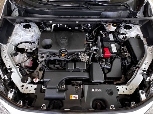 Certified 2024 Toyota RAV4 LE AWD/4WD image 17