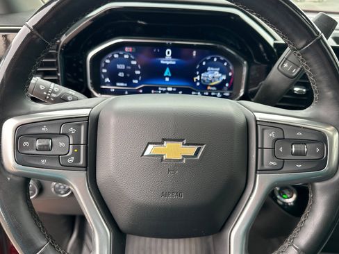 Used 2024 Chevrolet Silverado 2500 LTZ w/ LTZ Premium Package image 34