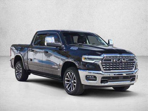 Used 2025 RAM 1500 Limited w/ Trailer Tow Group image 3