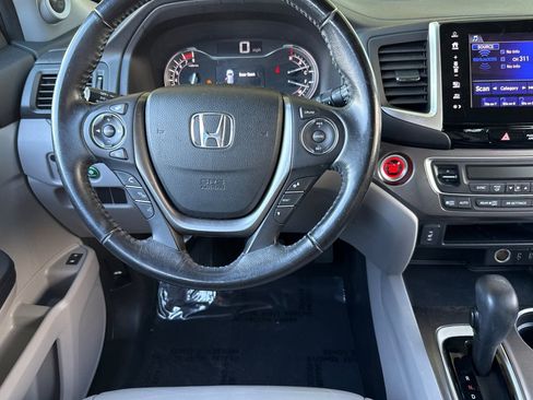 Used 2018 Honda Pilot EX-L image 17