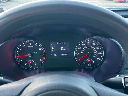 Used 2018 Kia Optima LX w/ 17" Alloy Wheels Package image 16