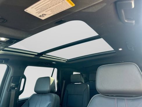 Used 2023 Chevrolet Tahoe RST w/ Luxury Package AWD/4WD image 20