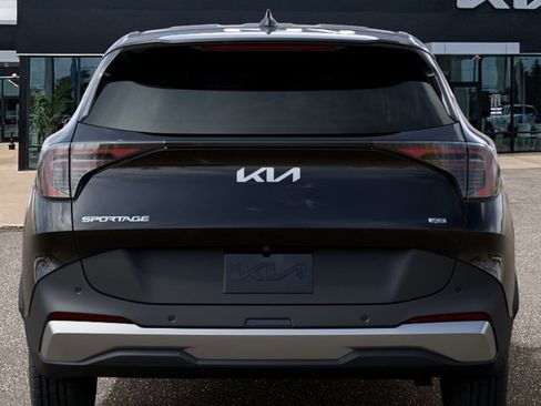 New 2026 Kia Sportage LX AWD/4WD image 13