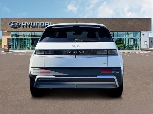 New 2026 Hyundai Ioniq 5 SEL AWD/4WD image 6