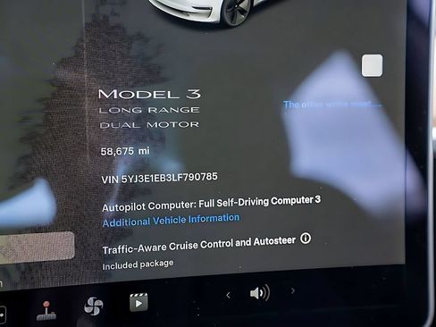 Used 2020 Tesla Model 3 Long Range AWD/4WD image 33