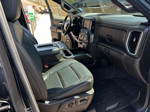 Used 2020 GMC Sierra 2500 Denali w/ Denali Ultimate Package image 25