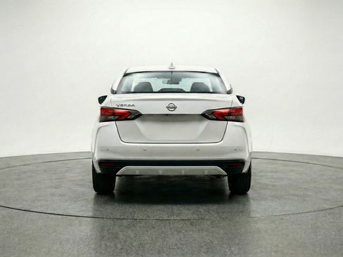 Used 2025 Nissan Versa SV w/ Trunk Package image 7