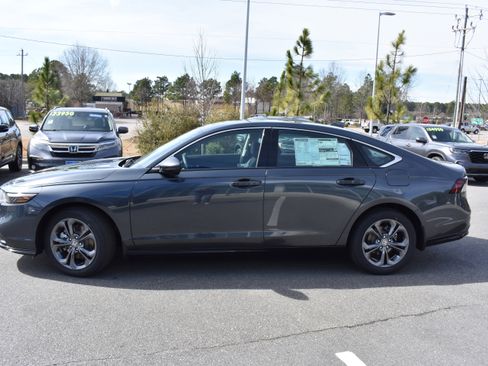 New 2026 Honda Accord EX-L image 6