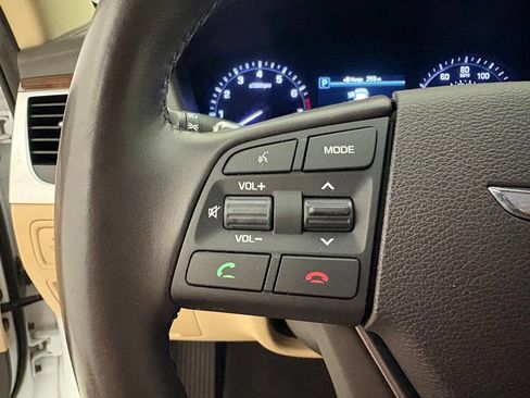 Used 2019 Genesis G80 3.8 RWD image 4