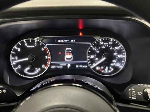 Used 2023 Nissan Rogue SV image 14