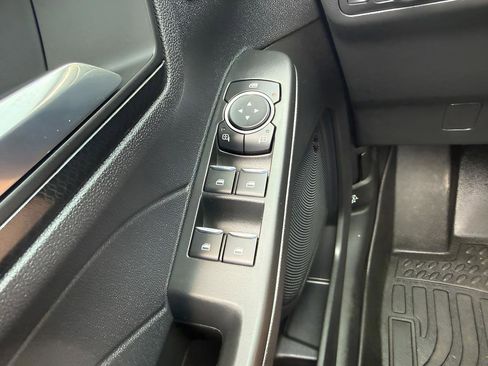Used 2022 Ford Escape SEL w/ SEL Stealth AWD Package image 24