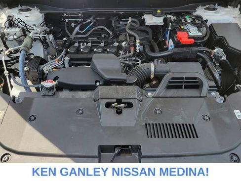 Used 2023 Honda CR-V LX image 23