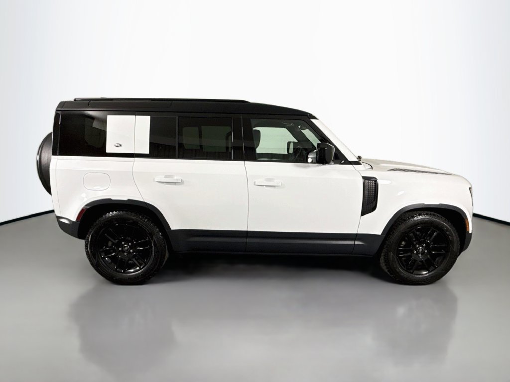Used 2024 Land Rover Defender 110 S AWD/4WD image 8