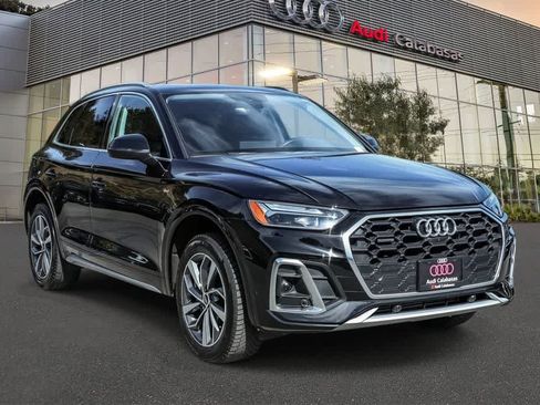 Used 2023 Audi Q5 2.0T Premium Plus w/ Premium Plus Package AWD/4WD image 3