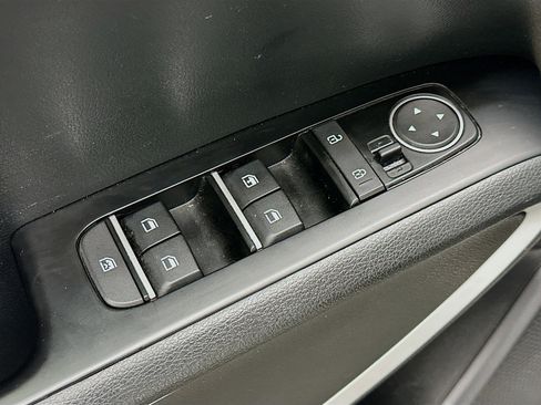 Used 2024 Kia Soul LX w/ Option Group 015 image 15