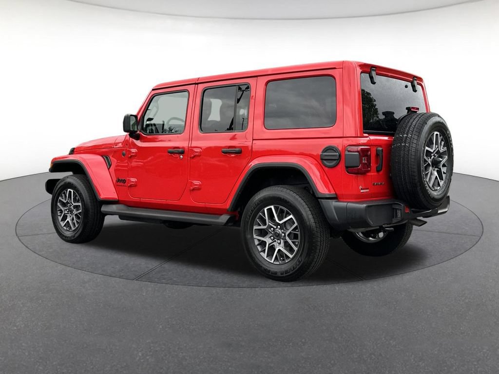 Used 2026 Jeep Wrangler Unlimited Sahara AWD/4WD image 3