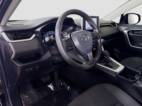 Used 2025 Toyota RAV4 LE FWD image 22