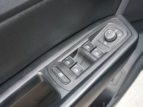 Used 2019 Volkswagen Atlas SE w/ Panoramic Sunroof Package FWD image 10