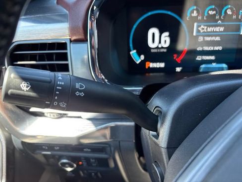 Used 2021 Ford F150 Lariat w/ Equipment Group 502A High AWD/4WD image 19