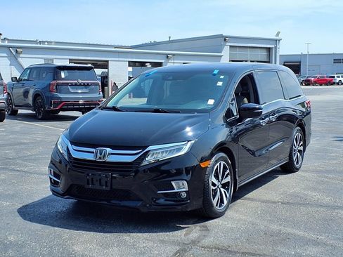 Used 2019 Honda Odyssey Elite image 2