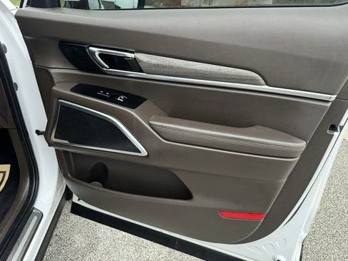 Used 2022 Kia Telluride SX w/ Towing Package image 33