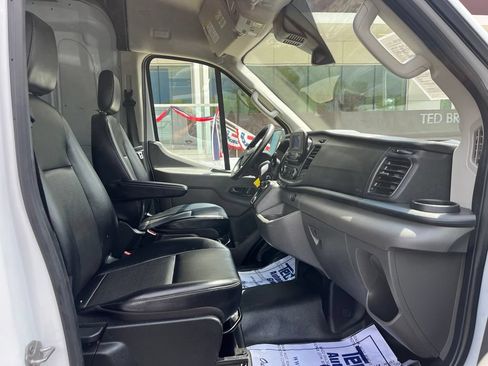 Used 2024 Ford Transit 250 148 Medium Roof RWD image 13